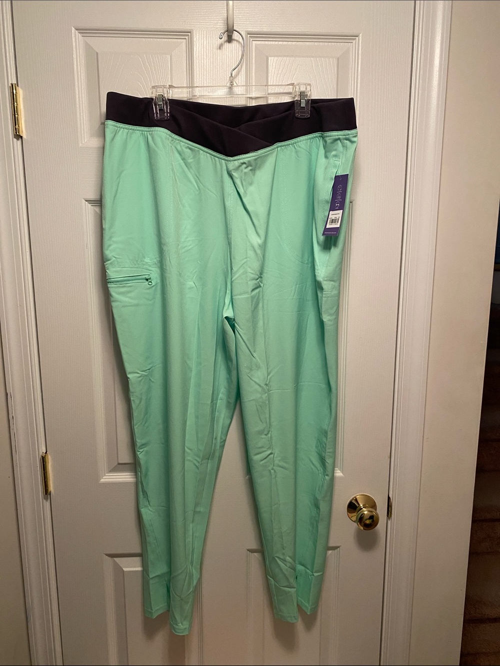 HeartSoul Women’s Pull On Scrub Pants…size 2XL